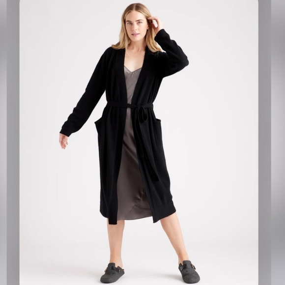 Quince Mongolian Cashmere Belted
Robe/Cardigan - Picture 3 of 13